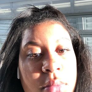 Meet your Posher, Ashlee